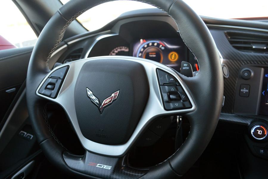  Chevrolet Corvette Z06 2015 года  (фото 33 из 85)
